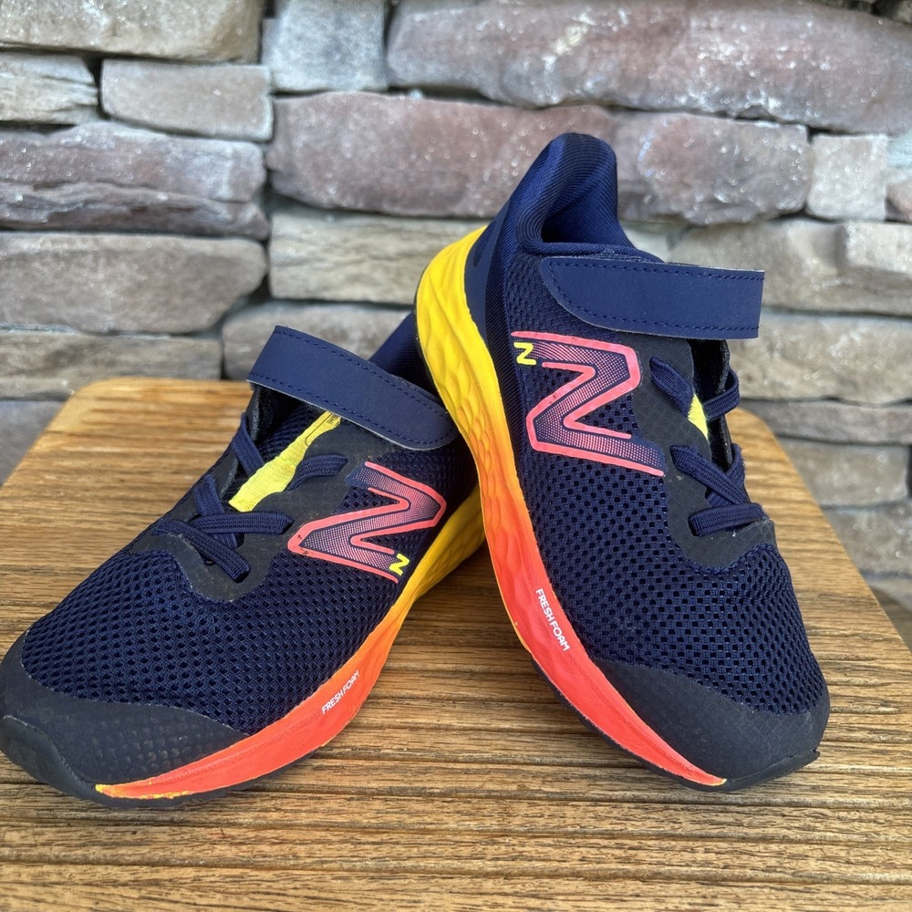 New Balance Toddlers' Fresh Foam Arishi v4 Black Sneakers, Boys' 10